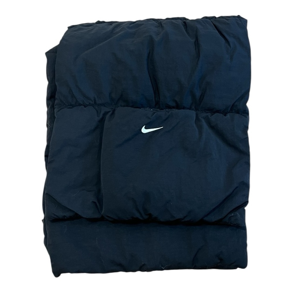 Nike Therma-FIT Quilted Wrap